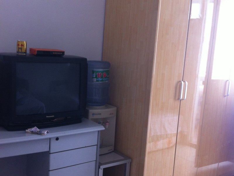 hotelPic