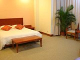hotelPic