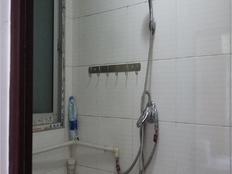 hotelPic
