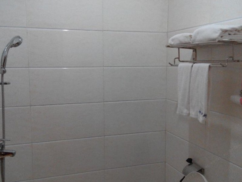 hotelPic