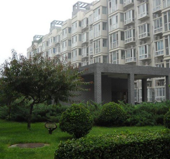hotelPic