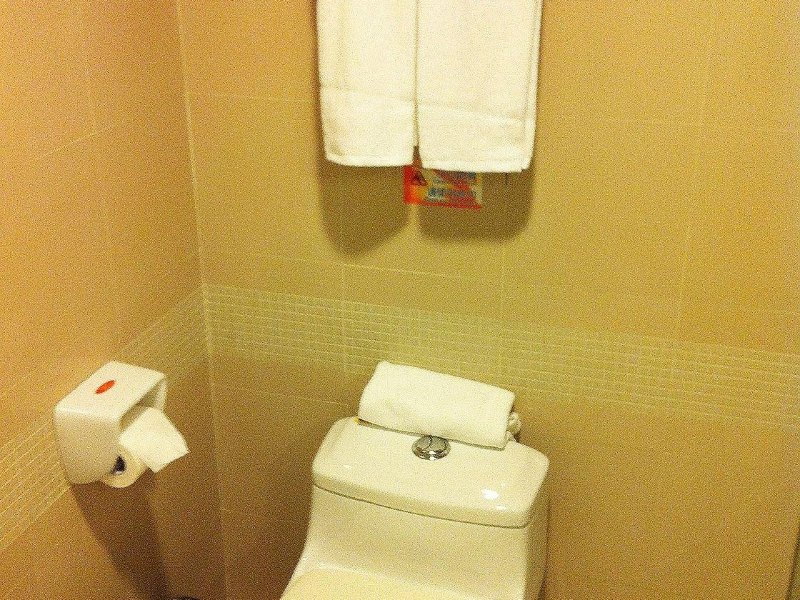 hotelPic