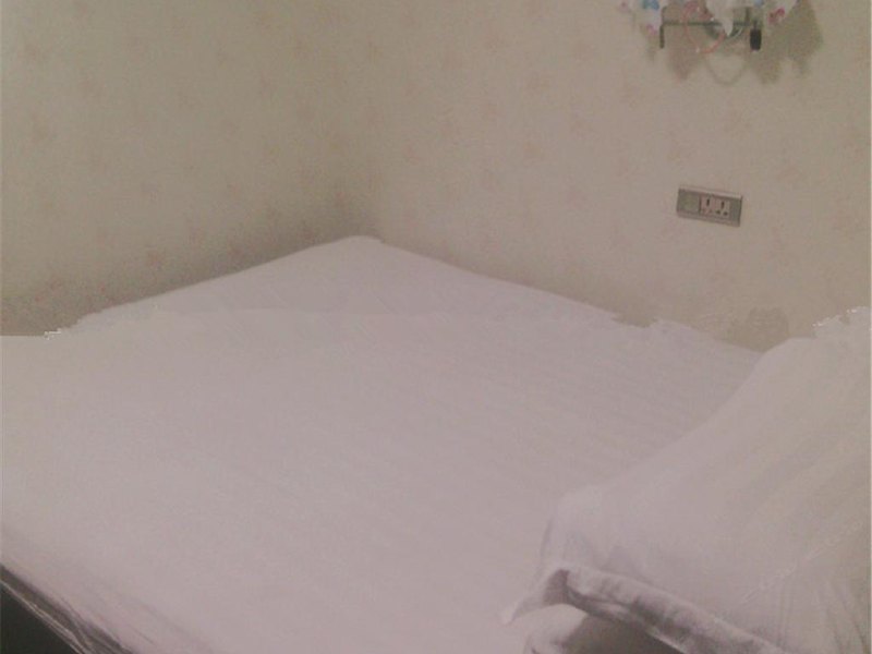 hotelPic