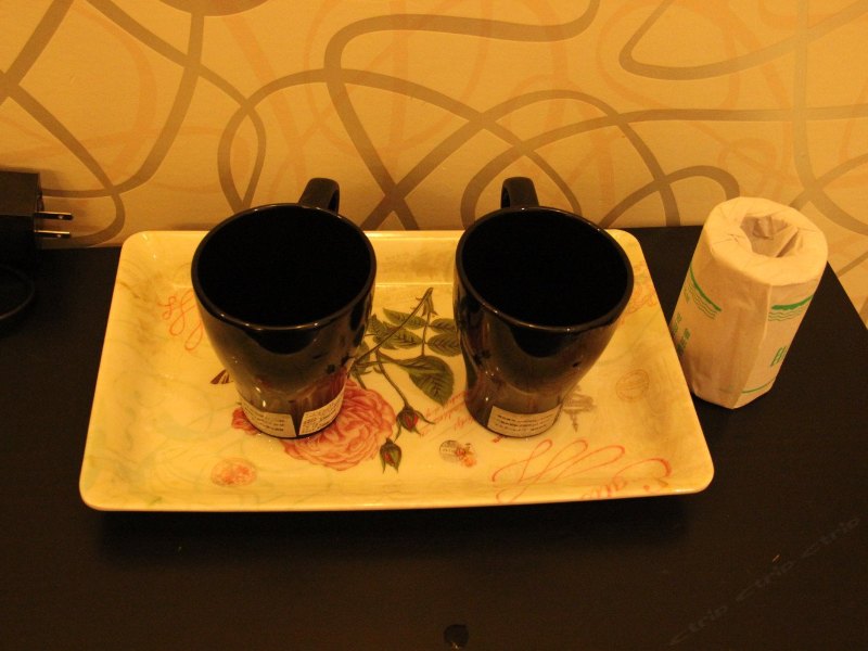 hotelPic