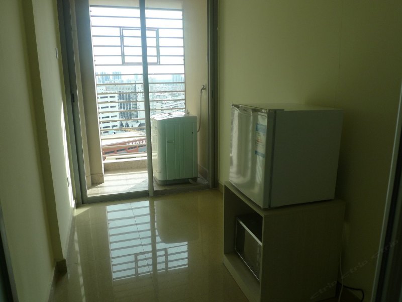 hotelPic