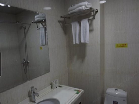 hotelPic