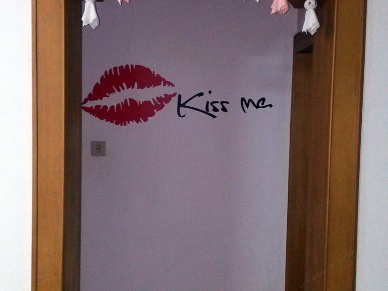 hotelPic