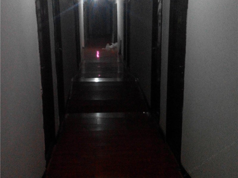 hotelPic