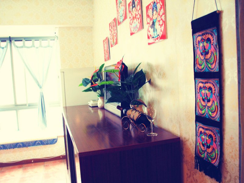 hotelPic