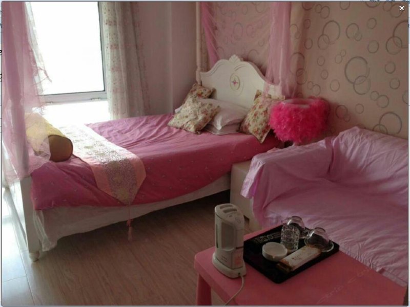 hotelPic