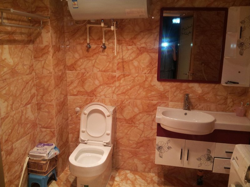 hotelPic