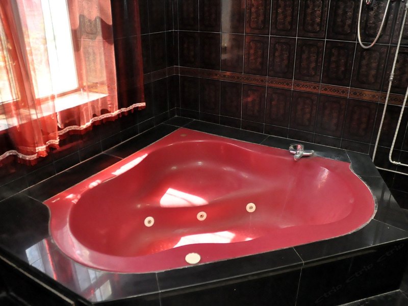 hotelPic