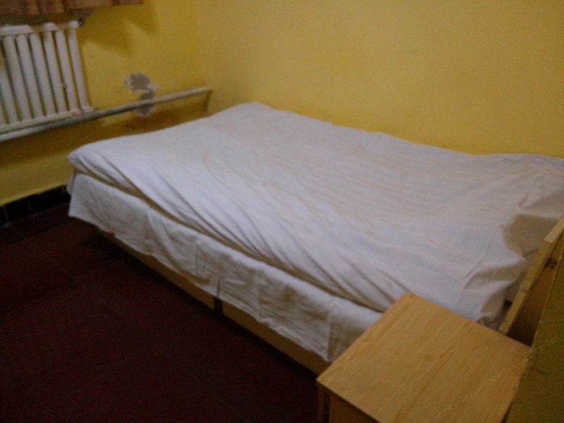 hotelPic