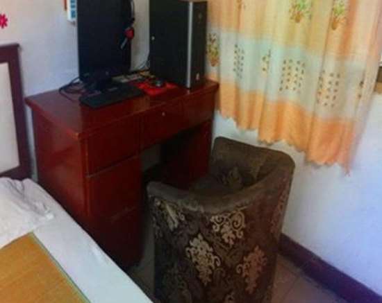 hotelPic
