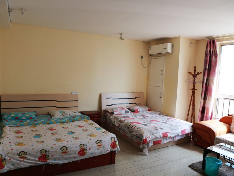 hotelPic