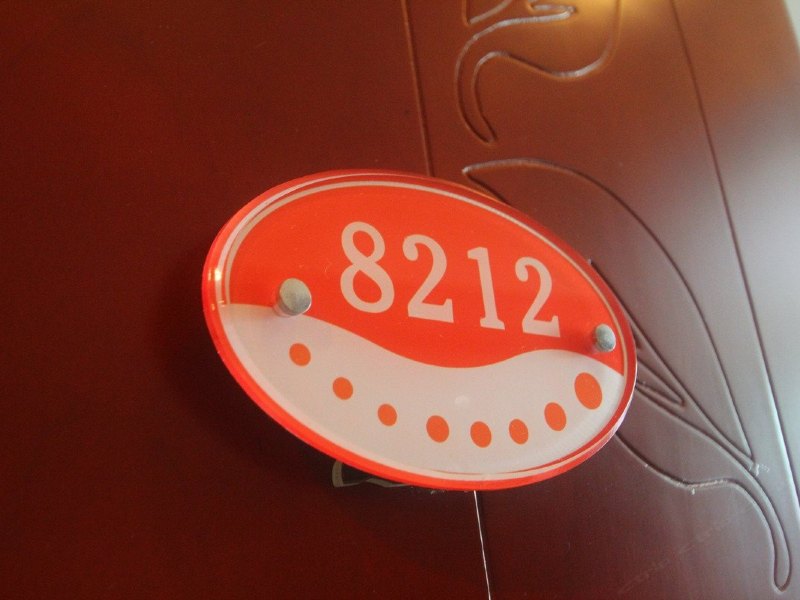 hotelPic