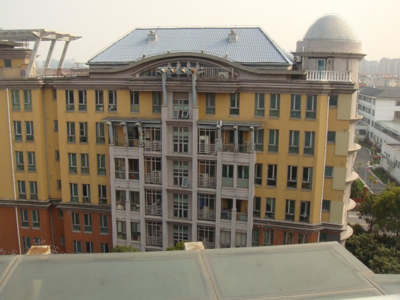 hotelPic