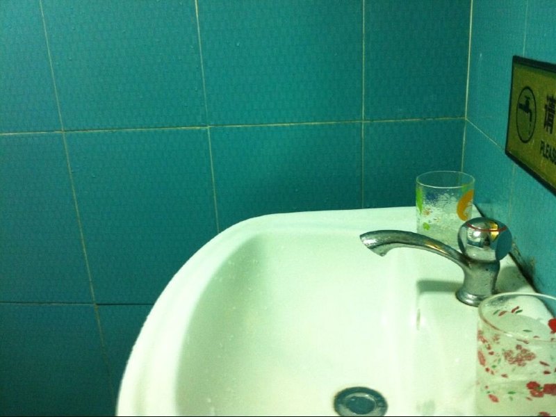 hotelPic