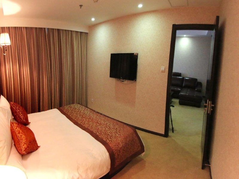 hotelPic
