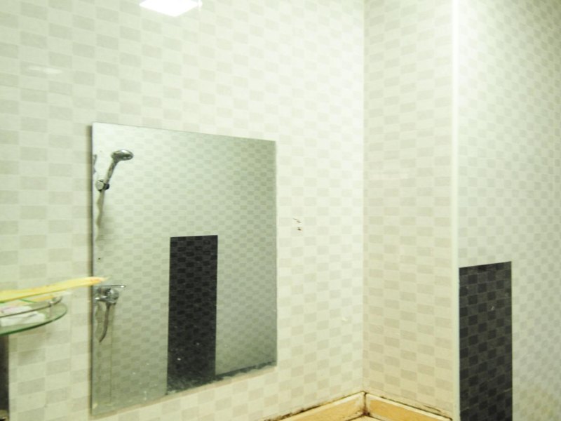 hotelPic