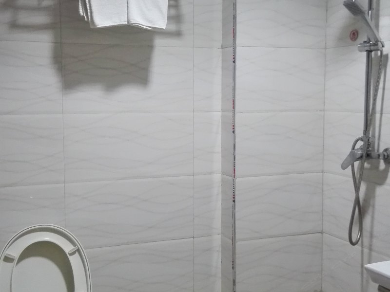 hotelPic