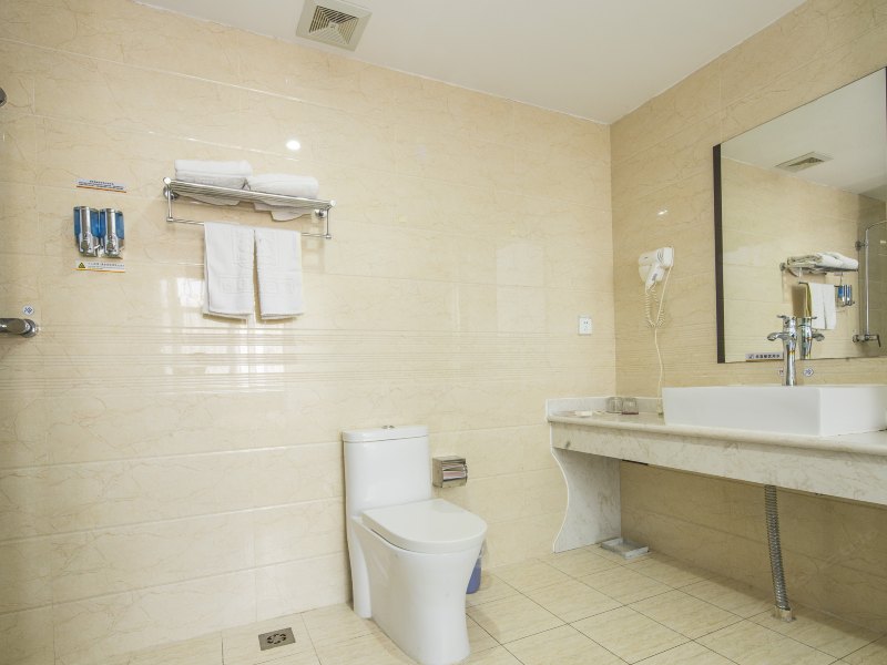 hotelPic