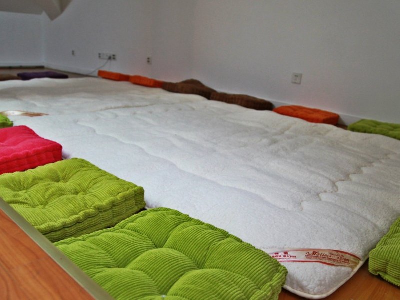 hotelPic
