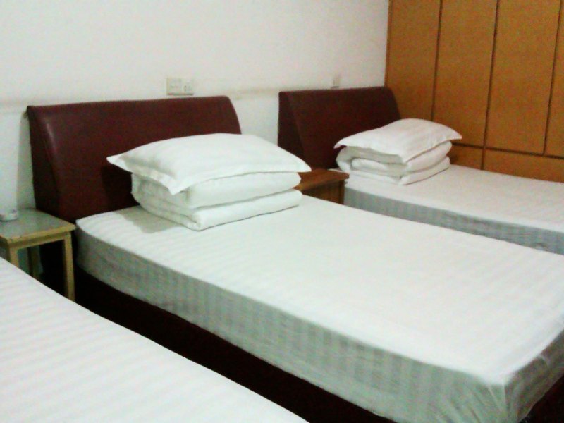 hotelPic