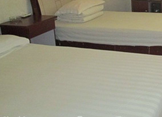 hotelPic