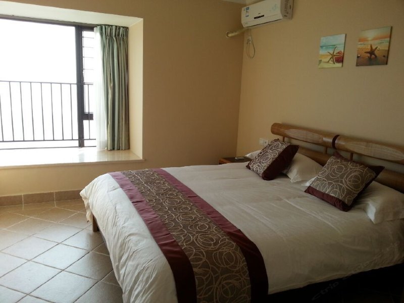 hotelPic