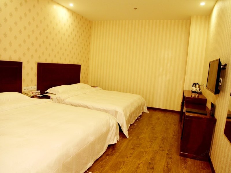 hotelPic