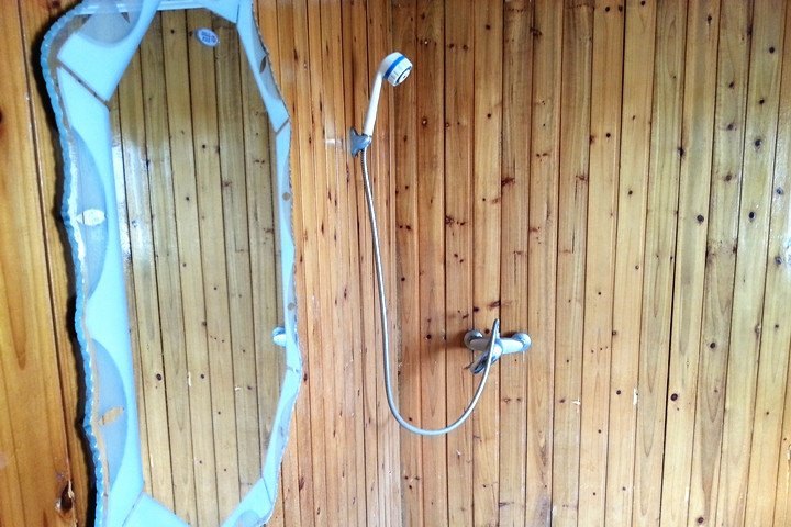 hotelPic