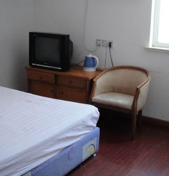 hotelPic