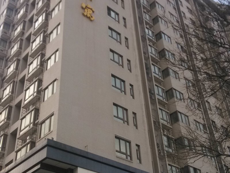 hotelPic