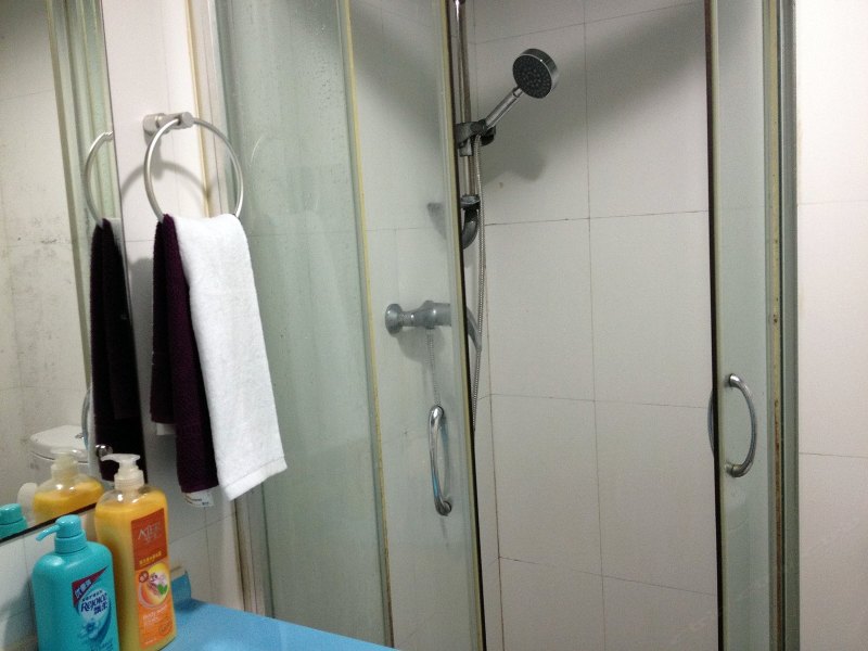hotelPic