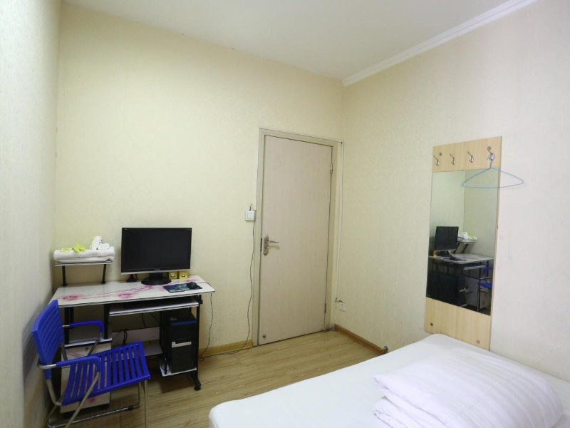 hotelPic
