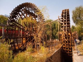 嘉峪關(guān)自由行還是跟團好_報團去嘉峪關(guān)多少錢_嘉峪關(guān)九月旅游