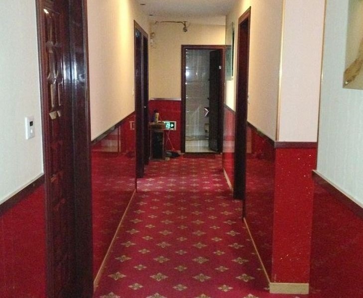 hotelPic