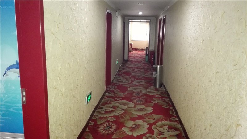 hotelPic