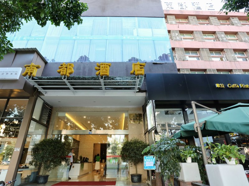 酒店外观
