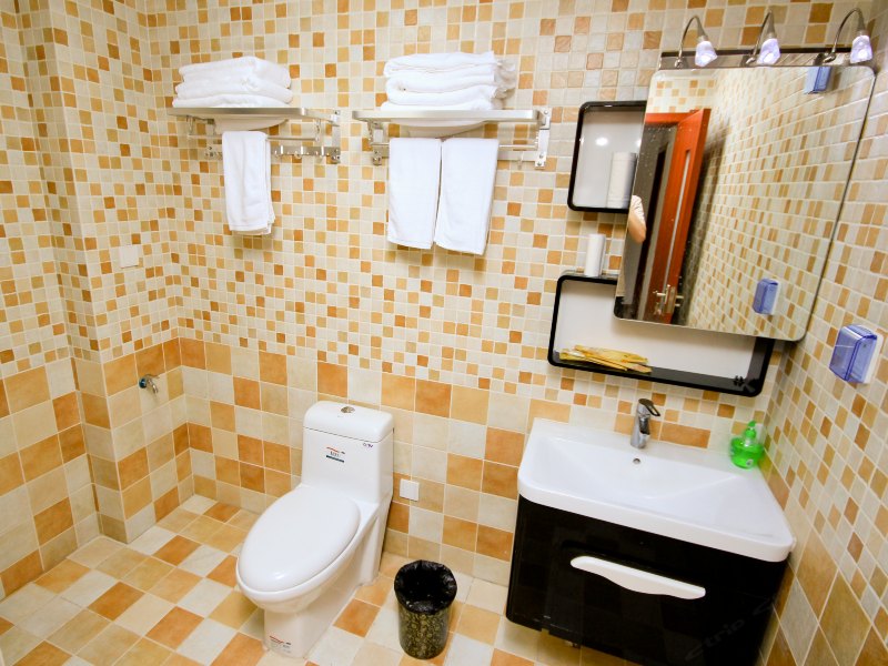hotelPic