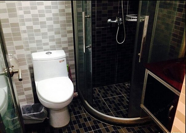 hotelPic