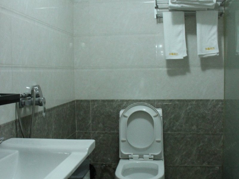 hotelPic
