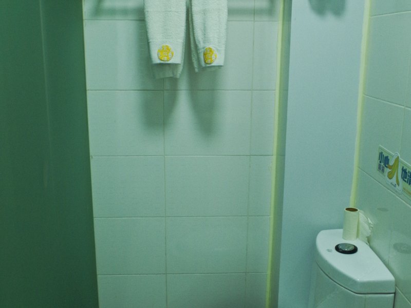 hotelPic