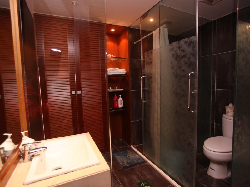 hotelPic
