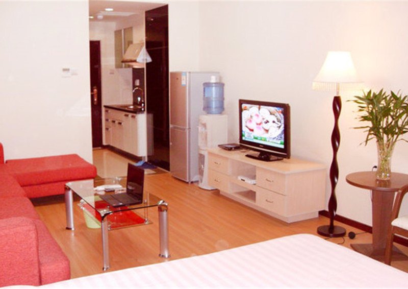 hotelPic