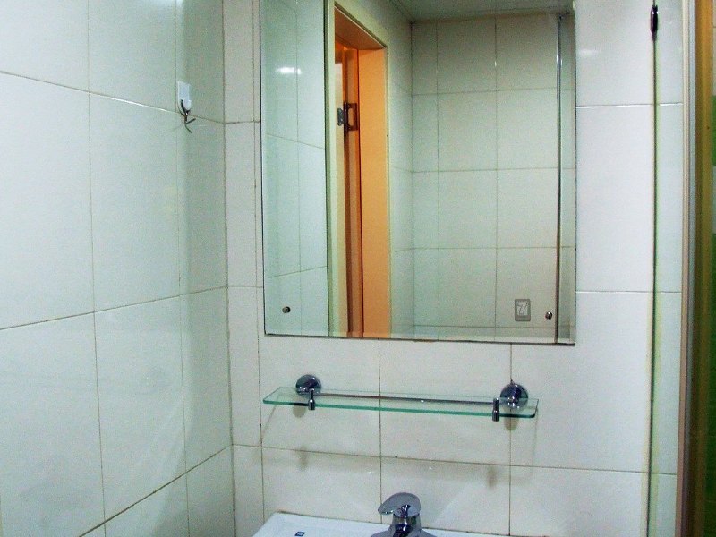 hotelPic