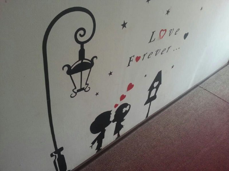 hotelPic