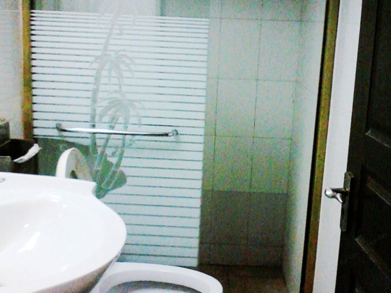 hotelPic