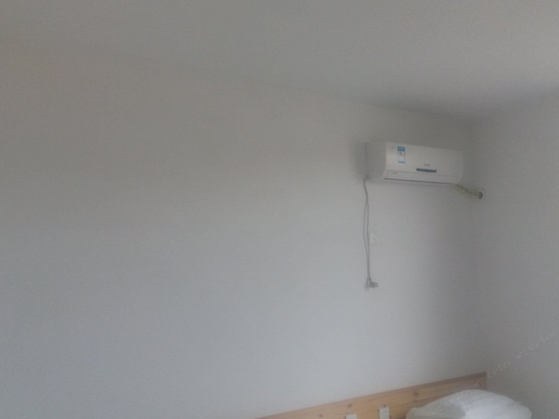 hotelPic